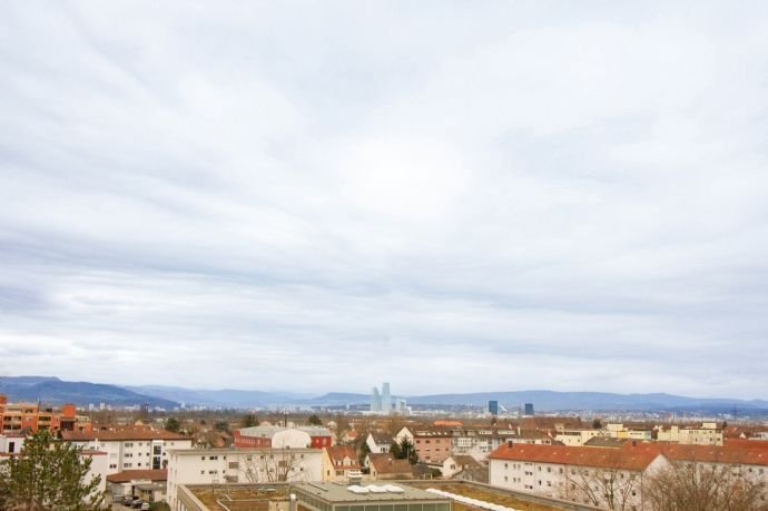 Helle 3 Zimmer Wohnung mit Fernblick