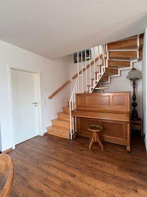 Treppenaufgang im EG