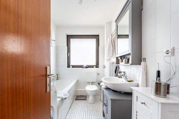 Badezimmer 1. Obergeschoss links