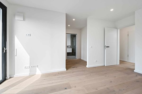 Hauptschlafzimmer mit Ankleide und Bad en Suit