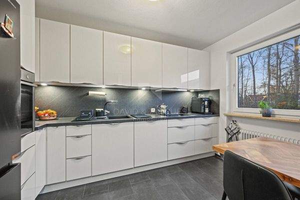 Hochwertige Einbauküche