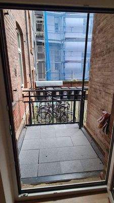 8 kleiner Balkon.jpg