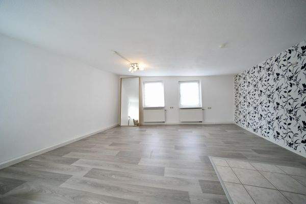 Wohn- Schlafzimmmer OG