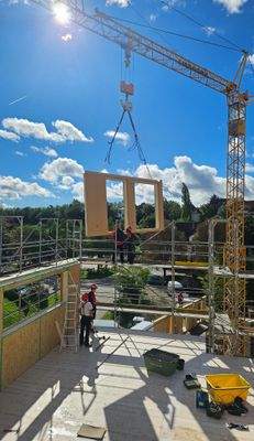 Neubau &quot;Grüne Mitte&quot; - Aufrichten Holzbau