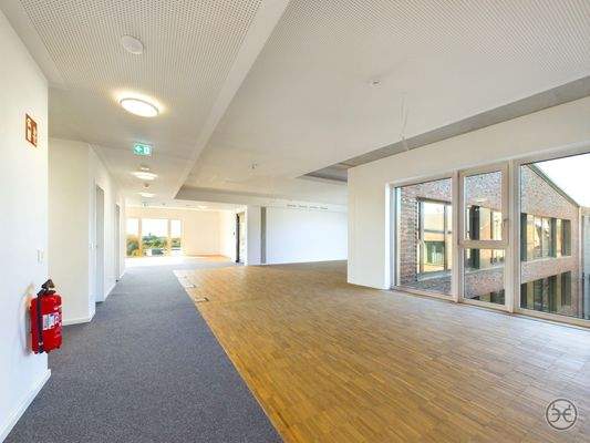 CAM02666G0-PR0034-STILL035