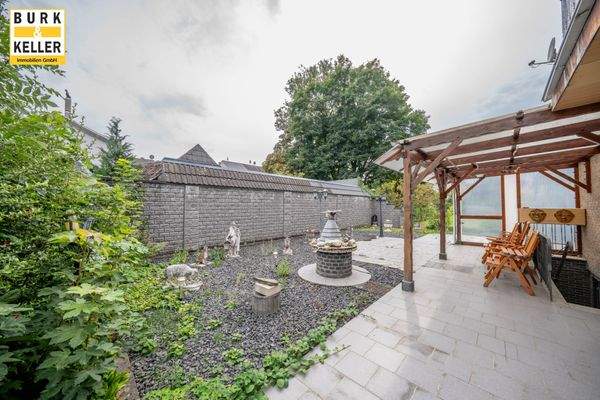 Terrasse Wohnhaus an Küche