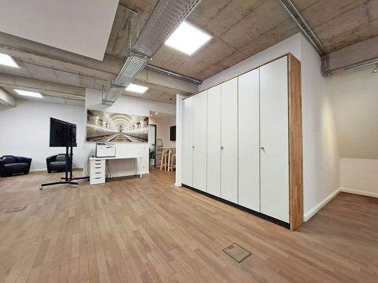 Raum 1 - offene Bürofläche Bild 6