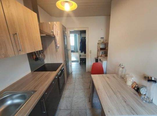 Küche mit Zugang zum Balkon Bild 3