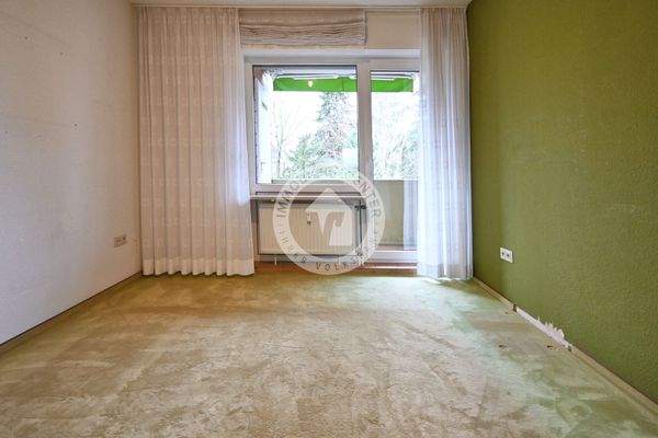 Das erste Kinderzimmer mit Zugang zur Loggia