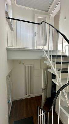 H re Hausflur 3.JPEG