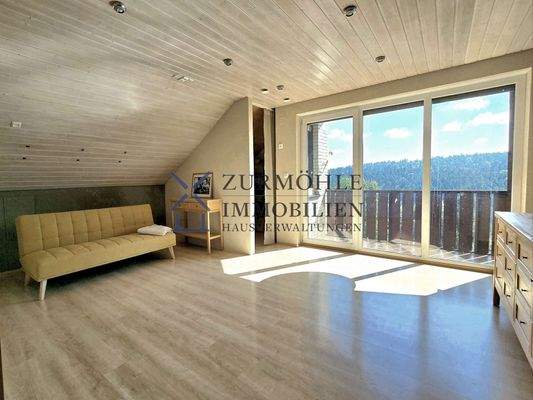 Wohnbereich mit Südbalkon OG