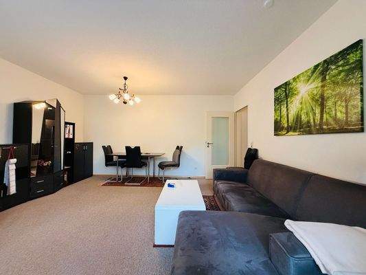 Großzügiges Wohnzimmer