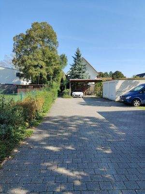 Garagen- u. Stellplatzzufahrt