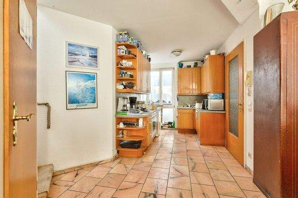 Küchen- und Essbereich