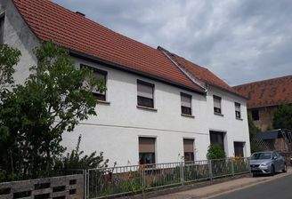 Straßenansicht
