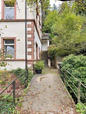 Zugang über Brücke.jpg