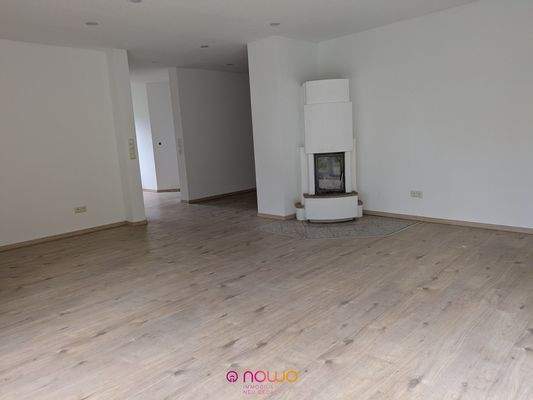 Wohnzimmer mit Kamin