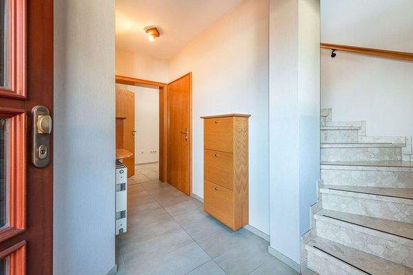 Eingangsbereich/ Treppenhaus