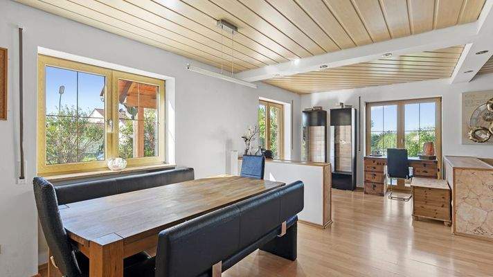 Wohn- und Essbereich