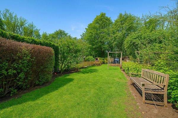 200-6026_Garten_gestaged