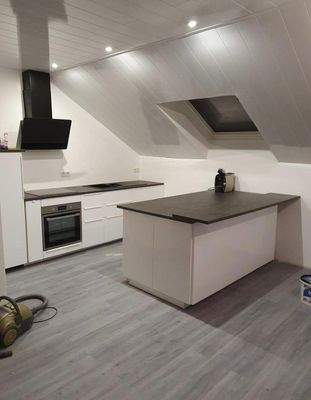 großzügiger Küchenbereich