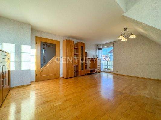 Wohnbereich OG mit Zugang zum Balkon