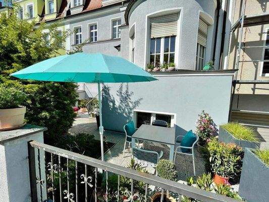 Terrasse vor dem Haus