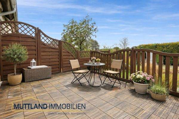 Terrasse - KI-generiertes Sommerfeeling