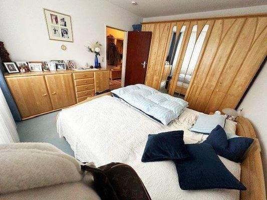 Schlafzimmer Ansicht 2.jpeg