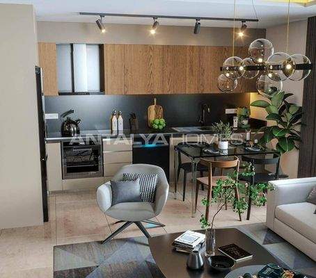 1 and 3-Bedroom Flats in a Complex with Pool in Altıntaş