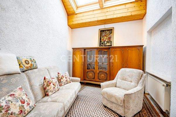 Eine Leseecke oder separates Zimmer (Obergeschoss)