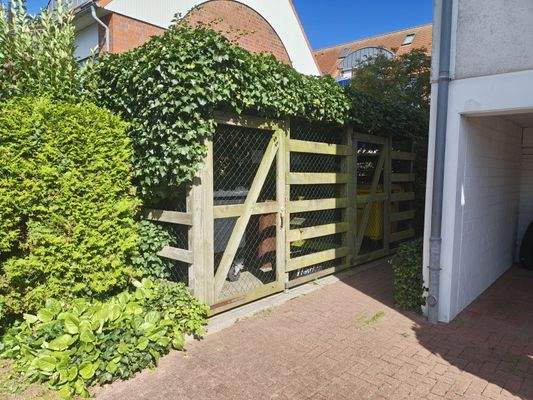 9136KC-22 Müllplatz