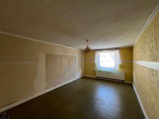 004020156800_302_353_0808202523162723