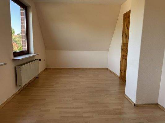 Schlafzimmer (2).JPG