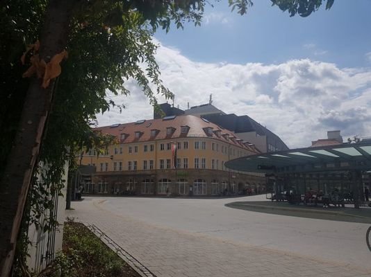 ehem. Kaufhaus Loher mit Zentralem Omnibus Bahnhof
