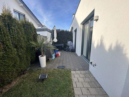 Terrasse (Haus links)