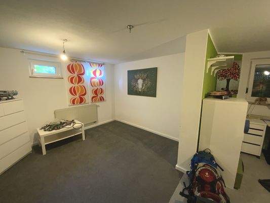 Keller - Zimmer 5, z.B. Kinder-, Gäste-, Arbeitszimmer