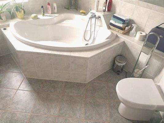 Eckbadewanne