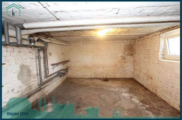 2008 Keller Raum 3.jpg