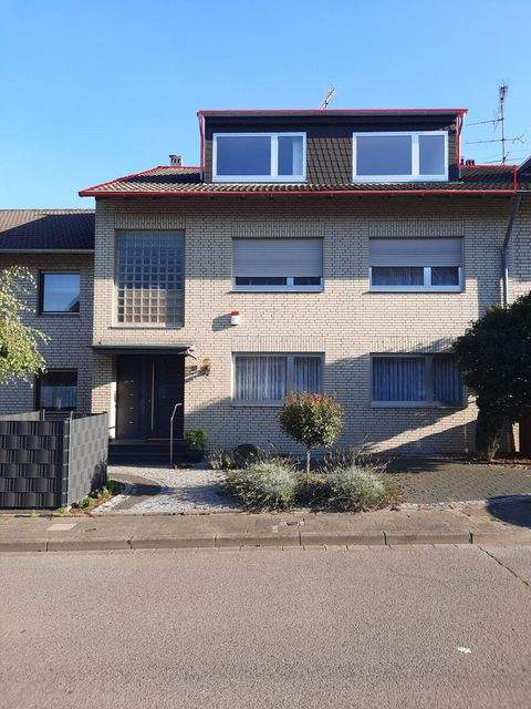 Grevenbroich / Kapellen Wohnungen, Grevenbroich / Kapellen Wohnung mieten