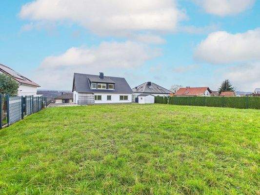 Kernsaniertes 2-3 Familienhaus zum Vollenden in Mettlach