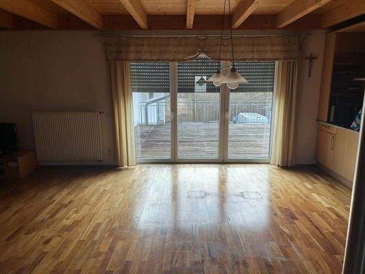 Wohnzimmer - Zugang Dachterrasse