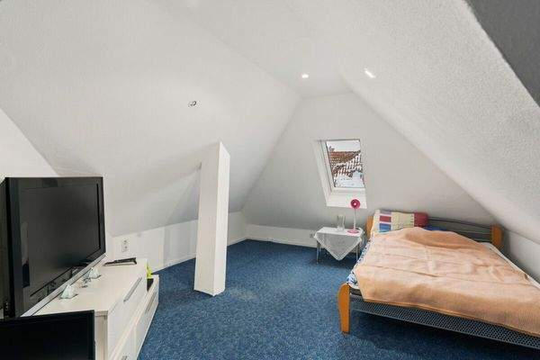 Dachgeschoss Wohnung 2