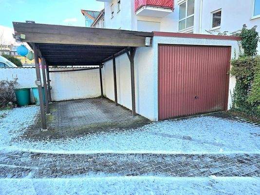 Garage mit Carport