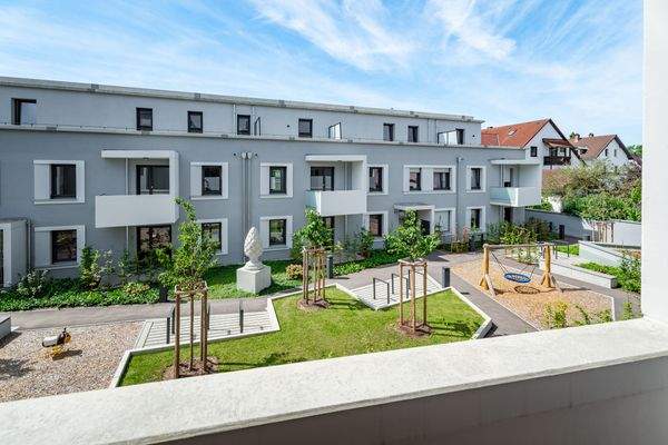 02_Blick vom Balkon_Whg17_ZGS.jpg