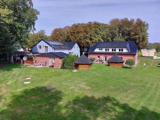 Poggenhof 7 - Haupthäuser