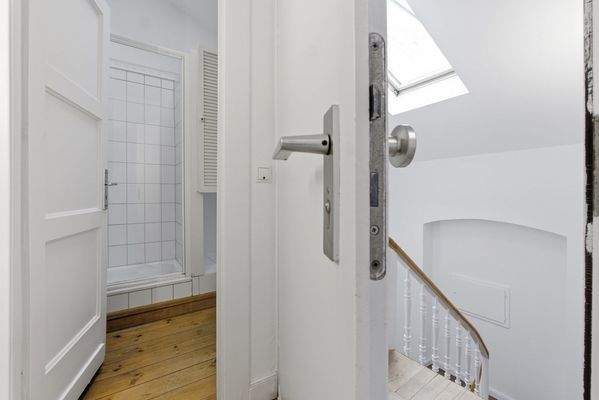 Diele/Badezimmer Wohnung 2.OG