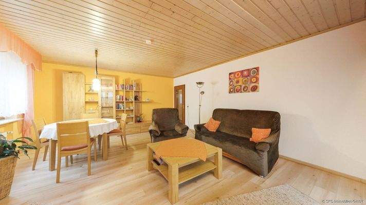 Das großzügige Wohn- Esszimmer