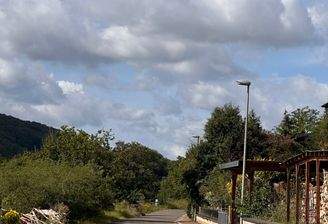 Linke Seite ab Laterne