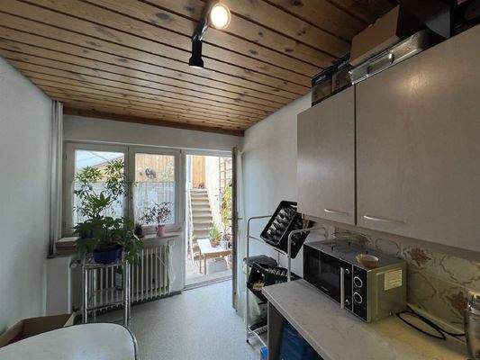 Einbauküche mit Dachterrassen-Zugang Haus 2, 1. OG